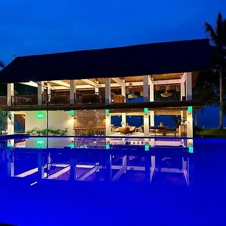 Casa Verde Cliff Resort & Spa